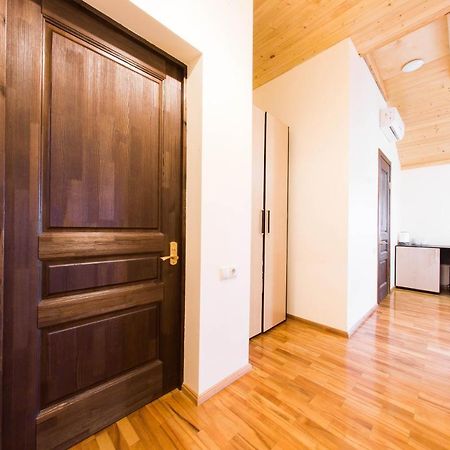 Киараз Старт Hotel Pitsunda Eksteriør billede