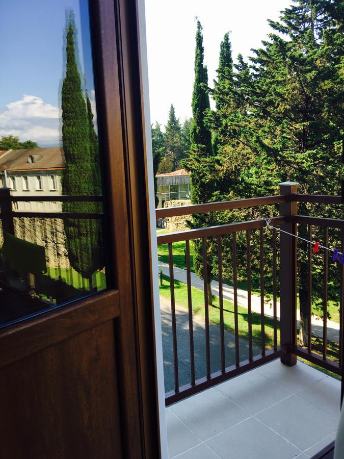 Киараз Старт Hotel Pitsunda Eksteriør billede