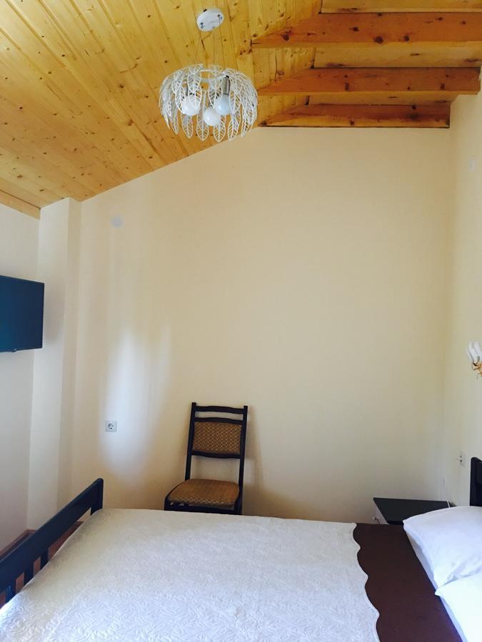 Киараз Старт Hotel Pitsunda Eksteriør billede