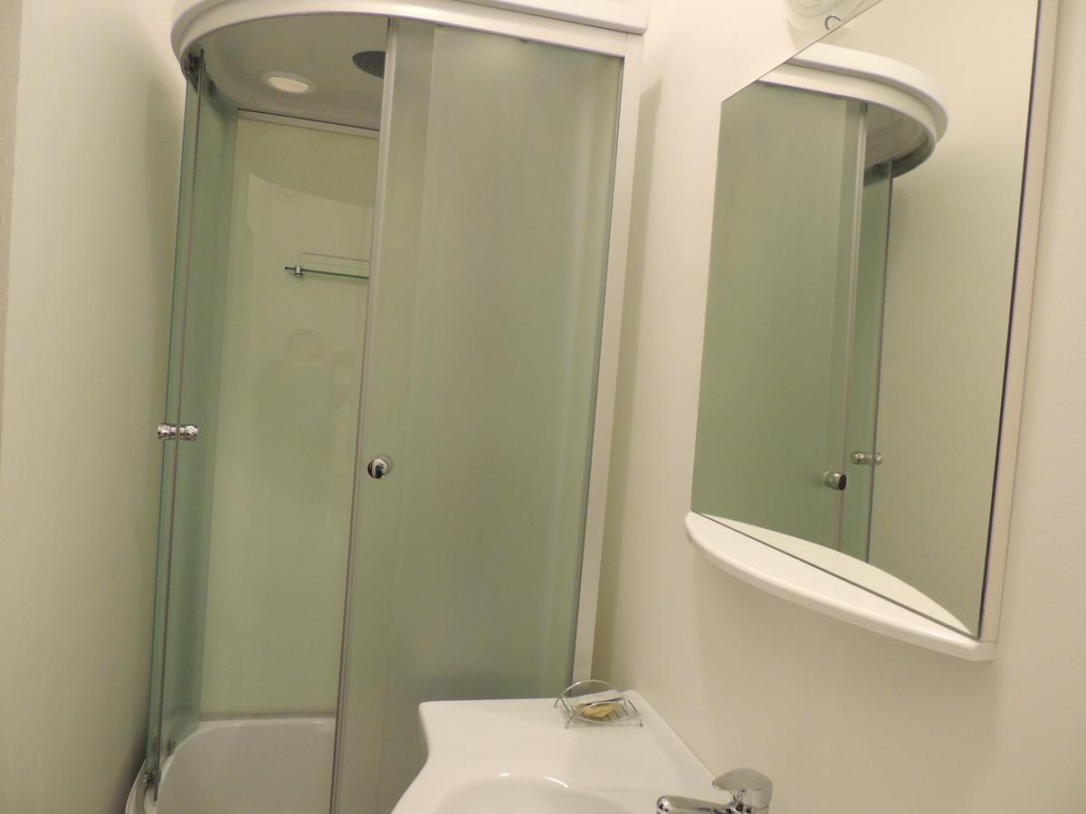 Киараз Старт Hotel Pitsunda Eksteriør billede