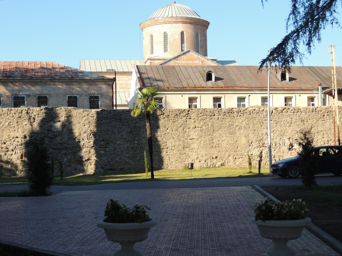 Киараз Старт Hotel Pitsunda Eksteriør billede