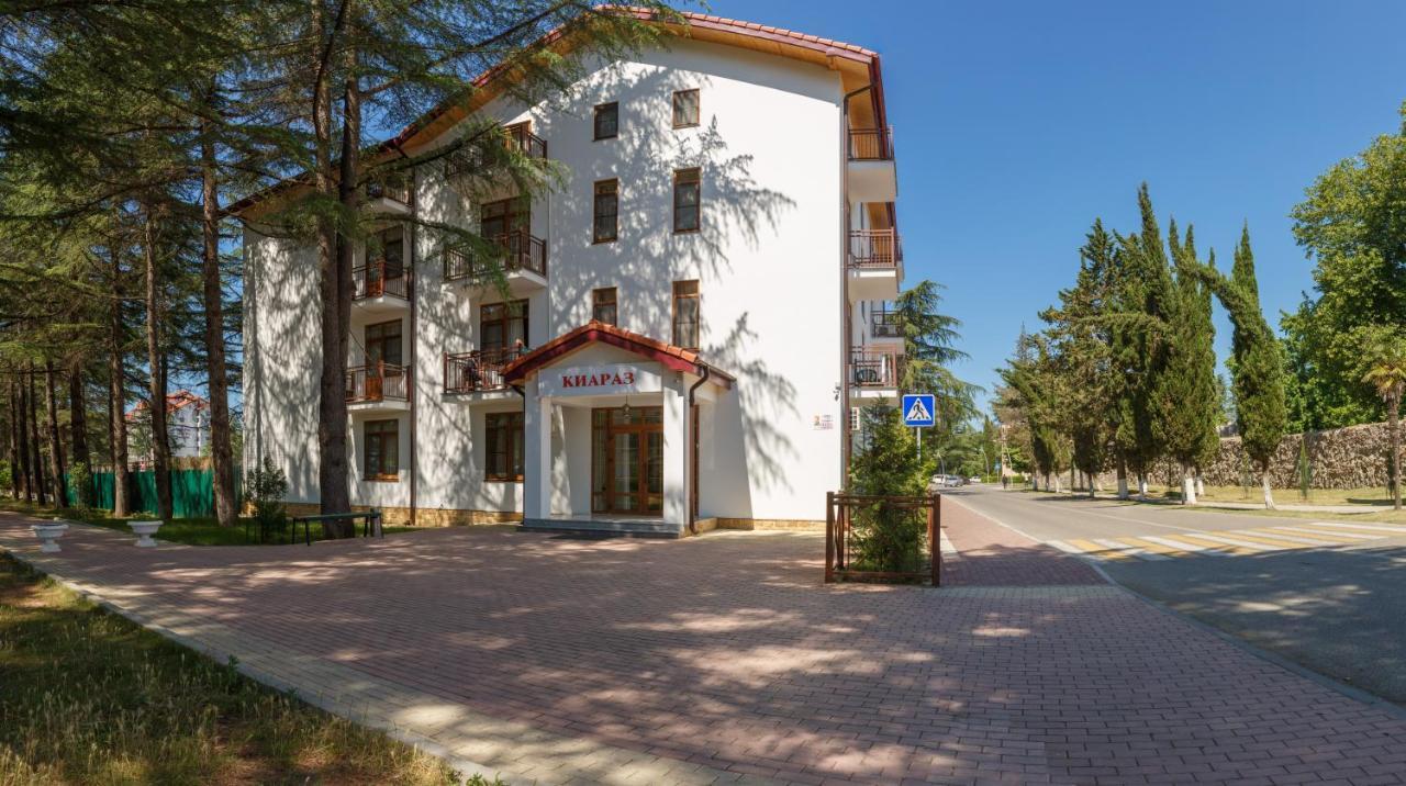 Киараз Старт Hotel Pitsunda Eksteriør billede
