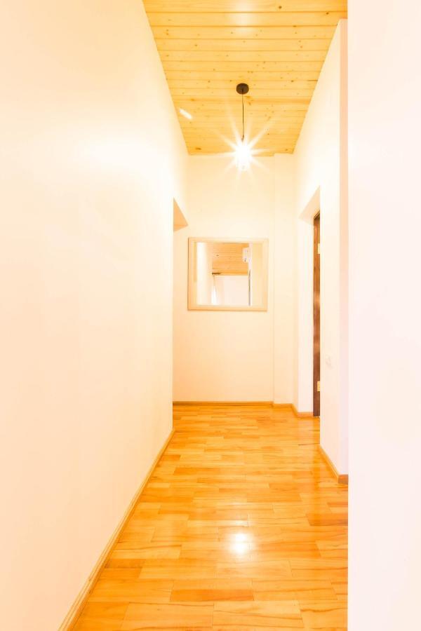 Киараз Старт Hotel Pitsunda Eksteriør billede